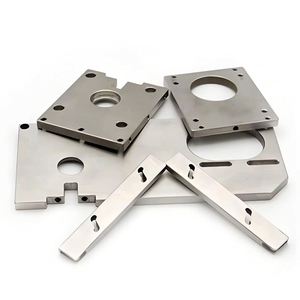Servicio de Mecanizado CNC, Componentes Personalizados de Aluminio, Acero Inoxidable y Cobre, Piezas de Precisión, Perforación y Brochado para la Industria Automotriz - Product Image 3