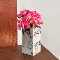 Vase carré en marbre Calacatta Viola naturel, fait main, en pierre massif, pour table à manger, décoration de la maison et des hôtels