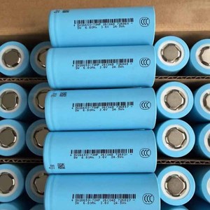 Baterai Lithium Ion Silinder 26650 Isi Ulang Kapasitas Tinggi 3.6V 26650 70HP 7000mAh - Product Image 6