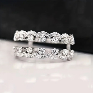 Elegante Anello a Doppio Strato per Donne, Gioiello da Dito Scintillante e alla Moda - Product Image 5