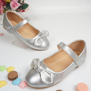 Vente en gros de chaussures élégantes pour filles, style princesse, couleur argentée, mode enfant - Product Image 3