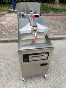 Friteuse à pression commerciale pour poulet et poisson avec filtre à huile, en vente à Dubaï - Product Image 5