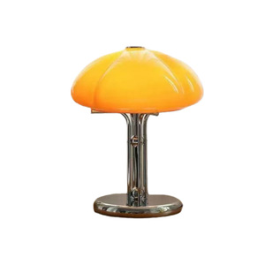 Luxuriöse Kreative Eisen-Pilz- & Kürbis-Tischlampe Hochwertige Designer Einfache Verstellbare Elektrische Nachtleuchte für Schlafzimmer - Product Image 1