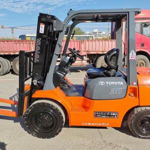 รถโฟล์คลิฟท์เครื่องยนต์ดีเซลโตโยต้า3ตัน4x4 3ตัน4ตัน5ตันรถบรรทุกออฟโรด - Product Image 6