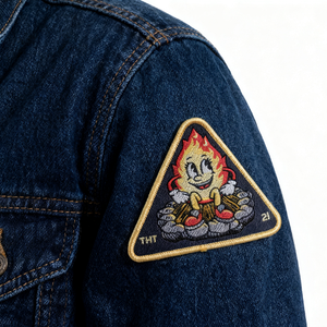 OEM Factory Price Iron on Sew on Backing <span class=keywords><strong>Triangle</strong></span> Shape Custom <span class=keywords><strong>Woven</strong></span> Patches para Vestuário Chapéus - Product Image 4