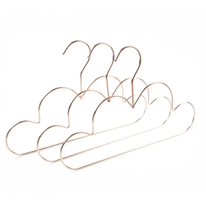 Vente en gros de cintres en forme de <span class=keywords><strong>nuage</strong></span> rose doré en fil métallique pour enfant, bébé et enfants - Product Image 3