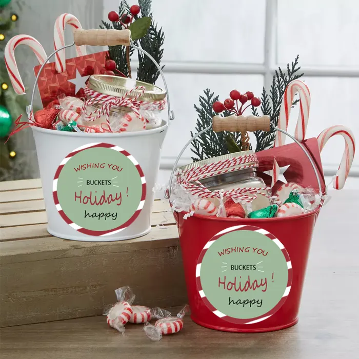 Wholesale Custom Holly Jolly Personalized Red Metallic Christmas Gift Bucket xmas decorations Metal Bucket With Handle