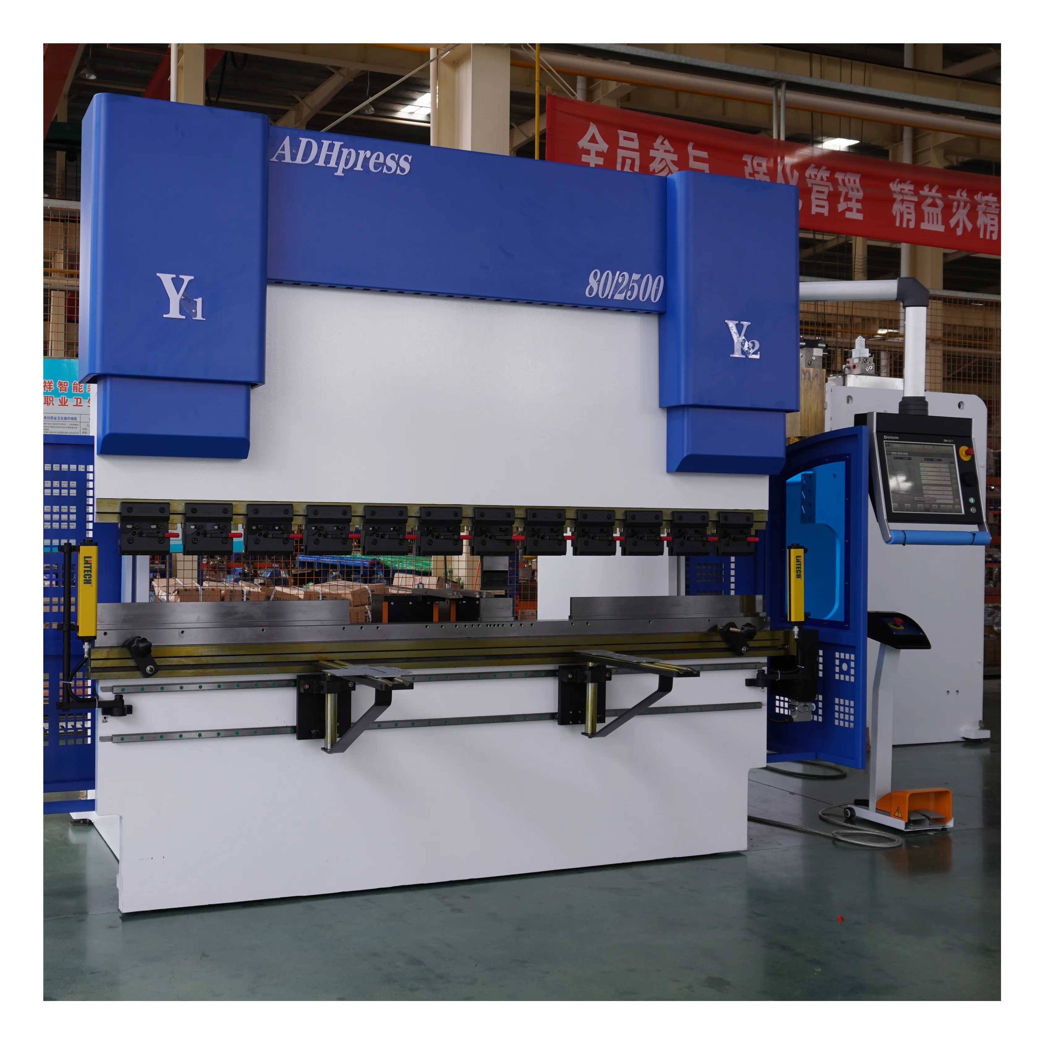 Best Selling High Precision High Precision CNC Hydraulic Press Brake For Construction Works