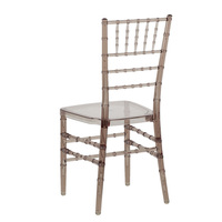 Chaise Chiavari PC en polycarbonate transparent empilable, design moderne, pour extérieur et salon, vente en gros, commande en gros pour fêtes et mariages