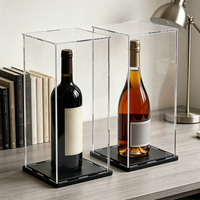 Boîte de présentation en acrylique personnalisée en gros pour la protection, le stockage et la présentation des bouteilles de vin et de spiritueux