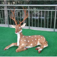 Modèle de cerf Sika grandeur nature personnalisé en peluche pour les parcs zoologiques, les halls d'hôtels, les décorations de Noël, fourrure réaliste élégante, animaux sauvages, accessoires de présentation