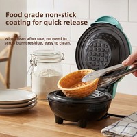 Mini gaufrier électrique double tension avec plaques antiadhésives pour bols à tacos, coupes à glace et bols à gaufres, idéal pour le petit-déjeuner à la maison