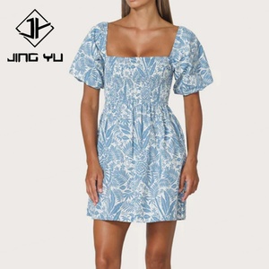 Robe courte à manches bouffantes plissée à imprimé hawaïen de haute qualité, robe en coton biologique personnalisée pour l'été - Product Image 2