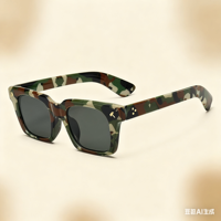 Nouveauté Lunettes de soleil personnalisées Cadre carré Bleu PC Vintage Marteau Rivet Surdimensionné Léopard Camo UV400 Design moderne avancé
