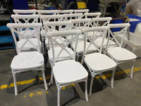 Meilleures ventes à prix bas : Chaise en plastique moderne blanche à dossier croisé, empilable, pour salle à manger de ferme, mobilier d'extérieur de parc, hôtel, mariage et appartement