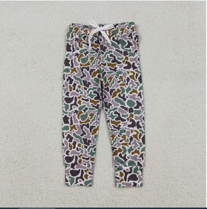 Pantalon pour garçons avec poches sur le bas, imprimé camouflage violet, marron et vert, modèle P0944 - Product Image 5