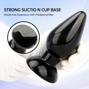 Plug anal en PVC extra-large avec ventouse, trois tailles ; Jouet sexuel anal à insertion arrière, article érotique, dilatateur, godemiché surdimensionné pour hommes et femmes - Product Image 3