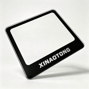 Fabricante OEM de Placas Frontales de Vidrio Templado Personalizadas con Acabado AR, Orificios Perforados, Biselado, Pulido y Serigrafía - Product Image 4