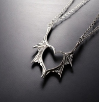 Collier en plaqué or 18 carats avec ailes de chauve-souris et cœur, bijoux gothiques, collier emo ajustable, cadeau pour couples de vampires romantiques