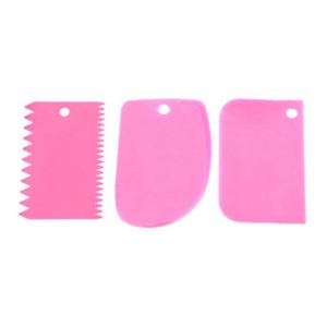 Lot de 4 outils de décoration de gâteaux en plastique pour pâtisserie DIY, 8 formes, pour crème, fondant, beurre, mousse, peigne à bords, lisseur et racloir - Product Image 1