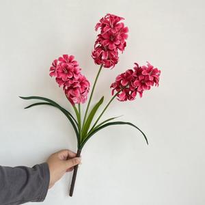 Ramo de <span class=keywords><strong>3</strong></span> Cabezas de Jacinto Artificial para Decoración de Pasillos de Boda, Flor Artificial para Jarrón de Hogar, Venta al por Mayor, OEM, Color Personalizado, Tallo Flexible, Aspecto Realista - Product Image 3