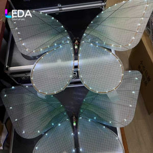 LEDA - Alas de Mariposa de Tela con Luces LED Románticas, Alas de Mariposa con Degradado de Color para Decoración de Bodas, Cumpleaños, Fiestas y Eventos - Product Image 4