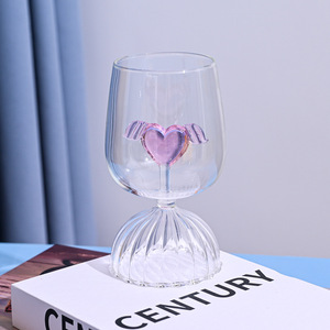 Forma di <span class=keywords><strong>vetro</strong></span> a forma di cuore creativo personalizzato forma di fiore all'interno di rosa rossa 3D cuore bicchieri di vino tazza con ala per matrimonio da tavolo regalo - Product Image 3
