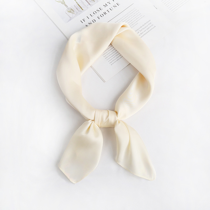 serviette blanche 70 carrés-7070cm