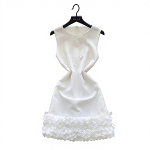 Robe Midi Tissée Décontractée et Élégante à Col Rond avec Nœud, Sans Manches, Coupe Empire, Dentelle 3D, pour Femme, Collection Automne Durable - Product Image 3
