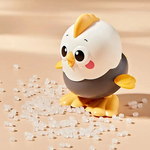 Lindo juguete de animales de cuerda con forma de pollito en cadena que puede caminar, correr y saltar. Divertido juguete de cuerda con mecanismo de relojería. - Product Image 5