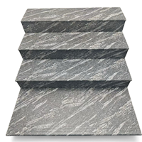 Carreaux d'escalier durables personnalisables, antidérapants, résistants à l'usure pour escaliers extérieurs