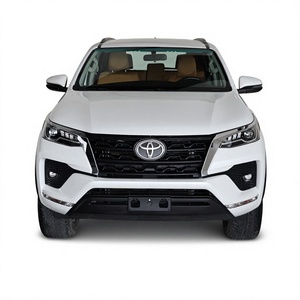 Nouveau / Occasion 2023 Toyota SUV 5 places, intérieur cuir, phares LED, pneus R18, climatisation automatique, réglage électrique des sièges - Product Image 1