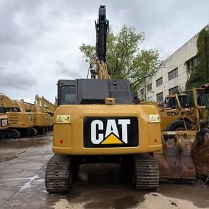 Excavatrice CAT 313D2GC 13 tonnes, godet de 0,58 m, moteur de 73 kW, modèle 2020 avec dents de rechange et marteau brise-roche - Product Image 1