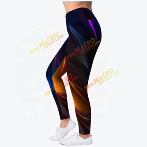 Leggings de yoga fitness imprimés pour femmes, à contraste élevé, avec poches latérales, séchage rapide, couleurs personnalisables pour l'entraînement et les vêtements de sport - Product Image 2