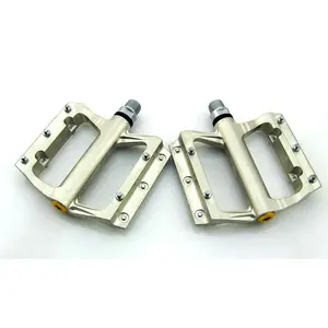 Ultra-light Mountain Bike Bicycle Pedals Light Weight Cycling Bearing Pedals For Adult And Lady