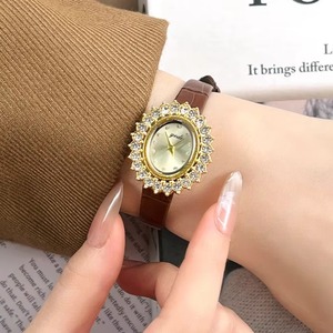 クォーツウォッチ2025カスタムウォッチロゴフルダイヤモンドプチヒマワリ女性用ユニークなアイスアウトウォッチ - Product Image 3