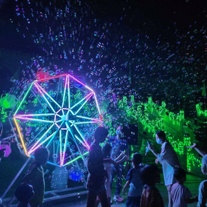 Machine à bulles en forme de grande roue avec LED, rotation automatique, pour scène, centre commercial, espace extérieur, mariage - Product Image 3