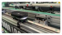Machine de perçage et de fraisage CNC haute précision à alimentation continue pour serrures de porte, équipement de production de portes en bois