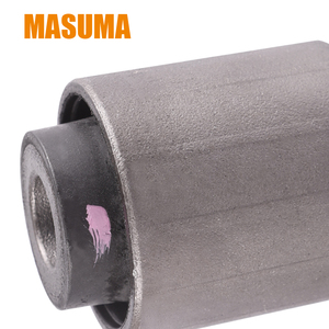 RU-237โช้คอัพควบคุมด้านหลังท้ายแขนแบริ่งรถช่วงล่าง Crossmember Bushing MR403464 MN100110 MB809239 - Product Image 4