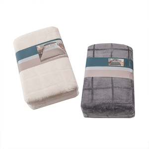 Dày <span class=keywords><strong>Flannel</strong></span> Lông Cừu 4-Mảnh Bộ Đồ Giường Đặt 100% Polyester Oeko Chứng Nhận Tùy Chỉnh Màu Sắc Biểu Tượng Nữ Hoàng/Vua Kích Thước Mùa Đông Tấm - Product Image 2