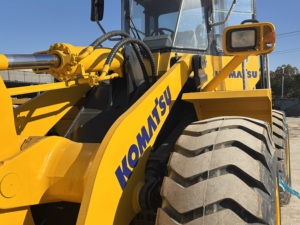 Chargeur sur pneus KOMATSU WA380-6 modèle 2023 machine de terrassement japonaise à charge nominale de 3 tonnes avec pompe à moteur - Product Image 6