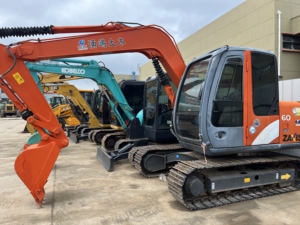 Excavadora hidráulica Hitachi ZX60 usada de alta calidad, miniexcavadora japonesa clásica de 6 toneladas con bajo consumo de combustible y baja tasa de averías. - Product Image 1