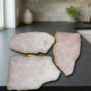 Plato de Queso de Cuarzo Rosa con Borde Dorado, Bandeja de Servir de Cuarzo, Cristales Curativos, Rocas de Reiki, Productos Espirituales - Product Image 2