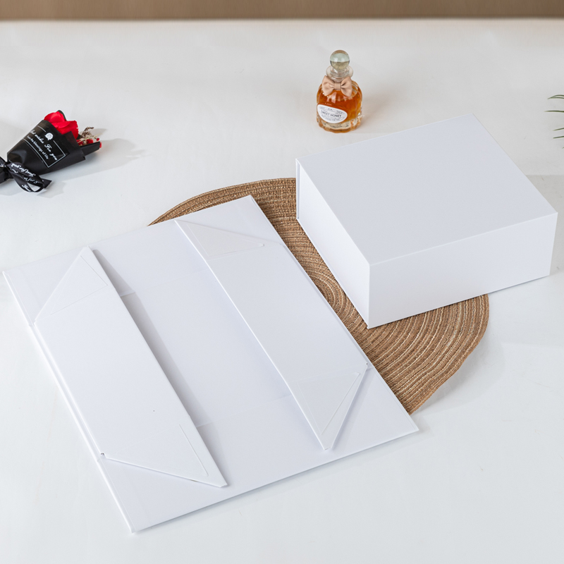 White folding box-empty box