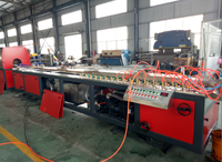 Machine pour fabrication de carreaux de bois