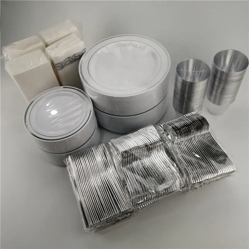 700 pièces ensemble de vaisselle en plastique argenté robuste fête restauration Combo élégant ensemble de vaisselle en plastique pour mariage