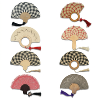 Éventail de mariage personnalisé en bambou fait main avec pompon, logo personnalisé pour cadeau de fête nuptiale