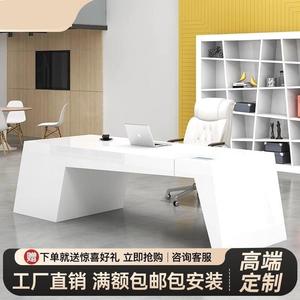 Escritorio de Oficina Moderno con Estante de Almacenamiento, Diseño Lacado en Blanco para Uso en el Hogar o la Oficina - Product Image 5