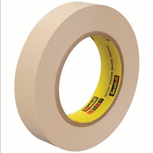 Cinta de enmascarar blanca de 3M con reverso plano 2517 para aplicaciones de prueba de adhesión en pintura - Product Image 1