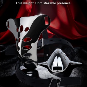 Tanga Sexy para Hombre FX-NK9009L con Jaula Metálica para Pene y Cinturón de Castidad de Cuero con Cierre, Lencería Bondage para Hombres Gay - Product Image 4